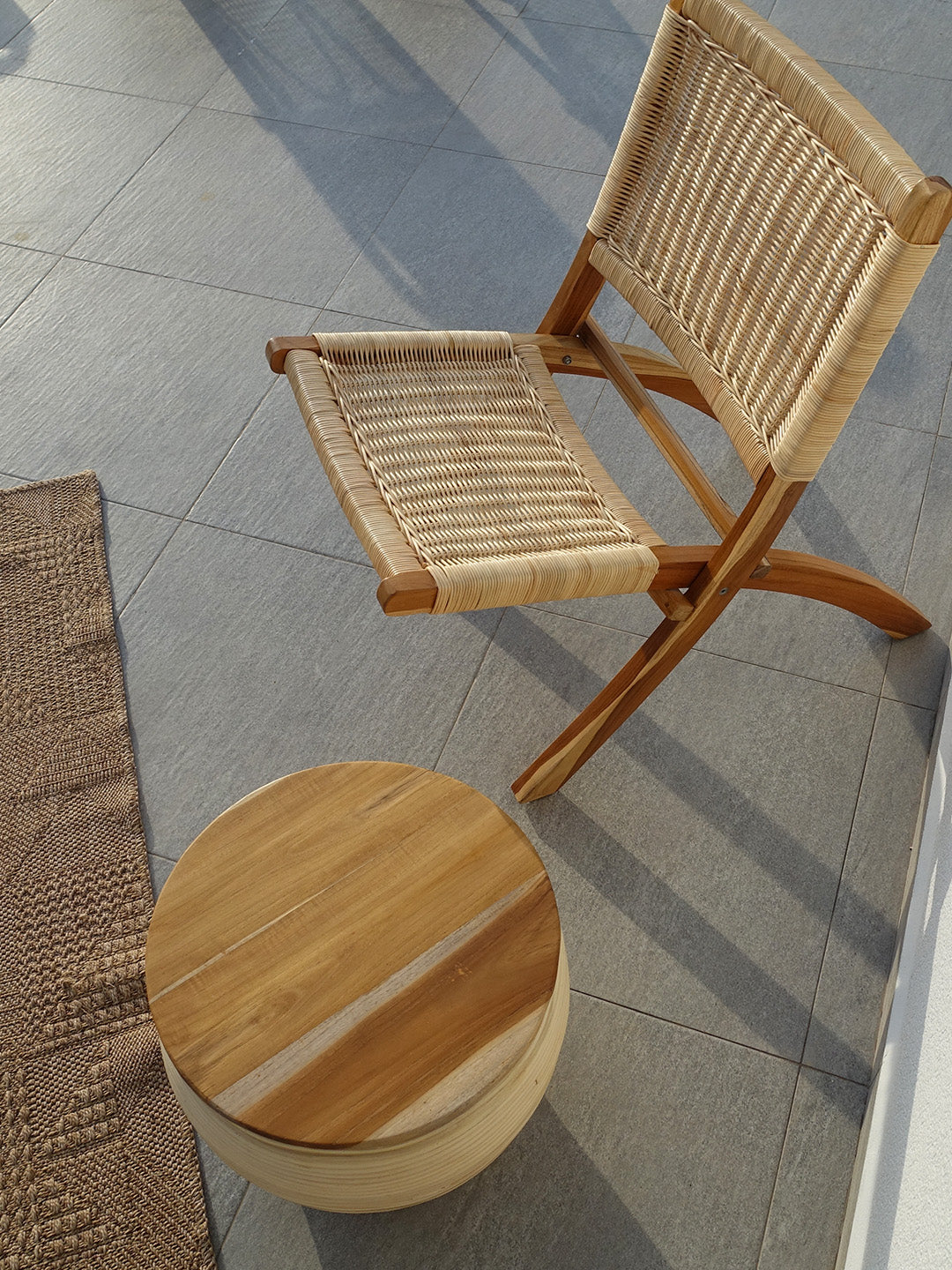 AYOMI Bambus orta sehpa küçük, AYOMI Bali tik sandalye ile kombin, oturma odası ve otel