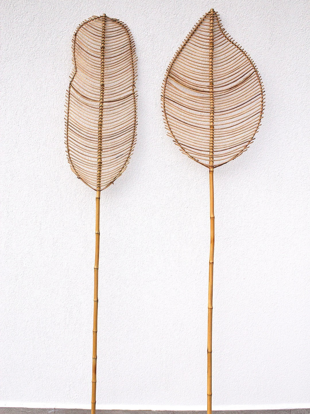 AYOMI Tali devasa yaprak şeklinde duvar yelpazesi, muz yaprağı ile kombin. Bambu saplı, 2 metre.