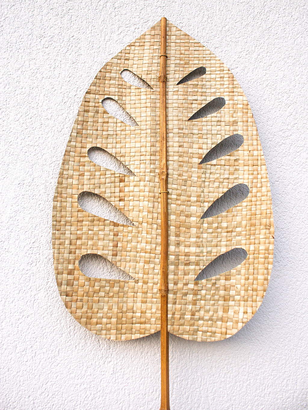 AYOMI Tali Monstera dekoratif bitki, 2 metre. Kuru hasır örme, bambu gövdeli büyük dekoratif bitki.