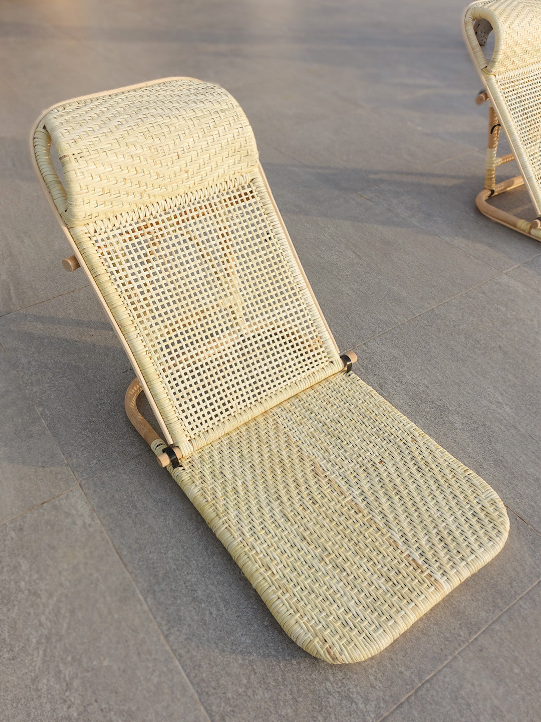 AYOMI Tatami back jack yer minderi detay. %100 doğal rattan, ev ve otel terasları için kimyasalsız şezlong.